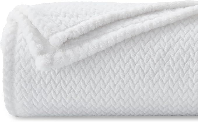NEWCOSPLAY Super Soft King Blanket White Premium Silky Flannel Fleece Leaves Pattern Lightweight Bed Blanket All Season Use (White, King(90"x110"))