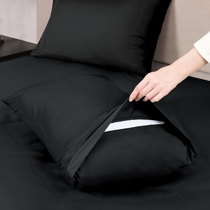 Mejoroom Queen Size Sheet Set - Hotel Luxury 1800 Bedding Sheets & Pillowcases - Deep Pocket Fitted Sheet, Soft, Breathable, Wrinkle & Fade Resistant - 4 Piece (Queen, Black)
