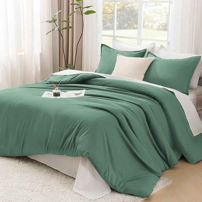 Litanika Comforters Full Size Haze Green, 3 Pieces Lightweight Solid Bedding Set & Collections, All Season Fluffy Bed Set (79x90 Inches Comforter & 2 Pillowcases)