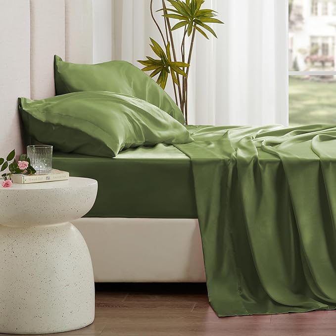 Love's cabin Satin King Sheet Sets - 4 Piece Sage Silky Sheets King Size Bed Set with Deep Pocket, Luxury Silk Feel King Size Satin Sheet Set (1 Flat Sheet,1 Fitted Sheet,2 Pillow Cases)