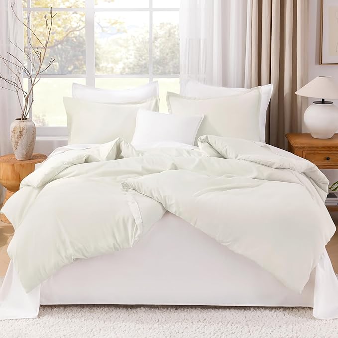 Litanika Oversized King Comforters Ivory Super King Plus Size, 3 Pieces Lightweight Solid Bedding Comforter Set, All Season Fluffy Bed Set (128x120In Comforter & 2 Pillowcases)