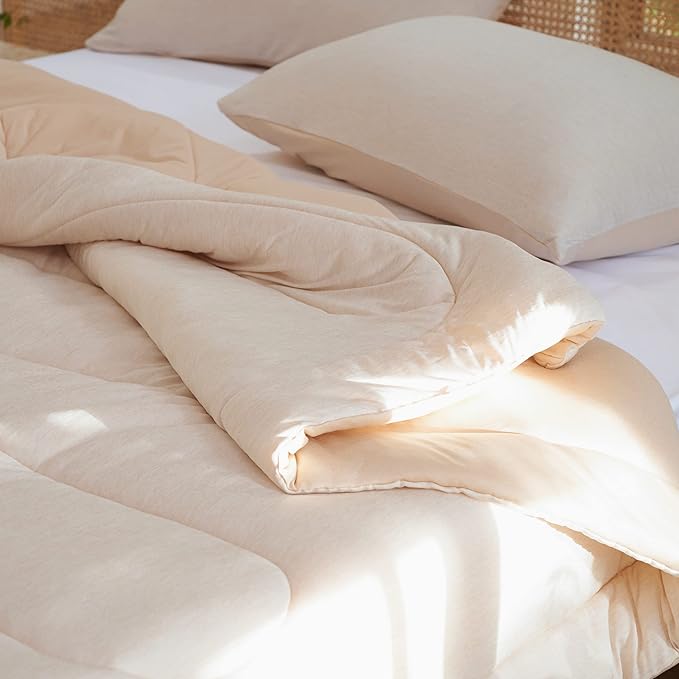 Bedsure Queen Comforter Set - Cooling and Warm Bed Set, Beige Reversible All Season Cooling Comforter, 3 Pieces, 1 Queen Size Comforter (88"x88") and 2 Pillow Cases (20"x26")
