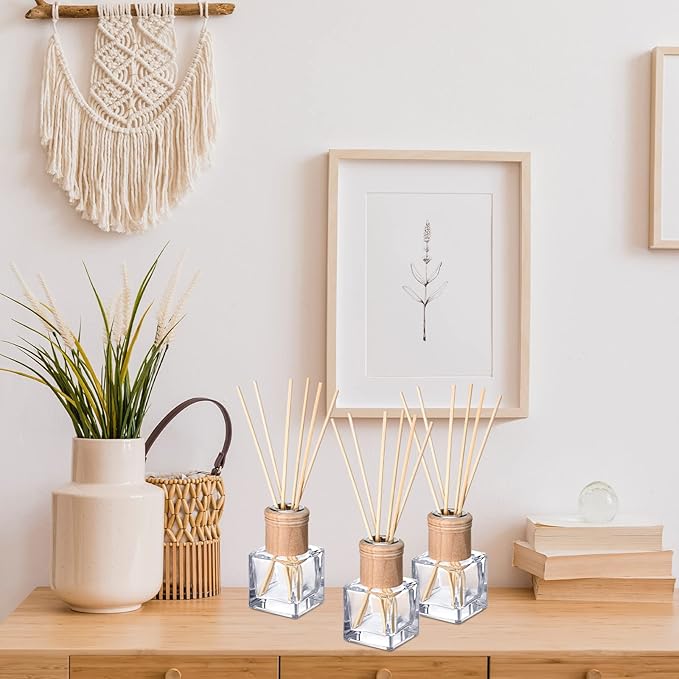 Roshtia 30 Set Reed Diffuser Bottle Empty Refillable Fragrance Glass Diffuser Bottles with Wooden Caps Rattan Sticks 50ml 1.7 oz Glass Jars for DIY Fragrance