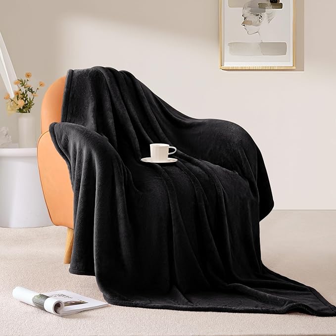BEAUTEX Fleece Blanket King Size Super Soft Flannel Throw Blanket Lightweight Fuzzy Plush Blanket for Couch Sofa or Bed All Seasons (Black, 108" x 90")