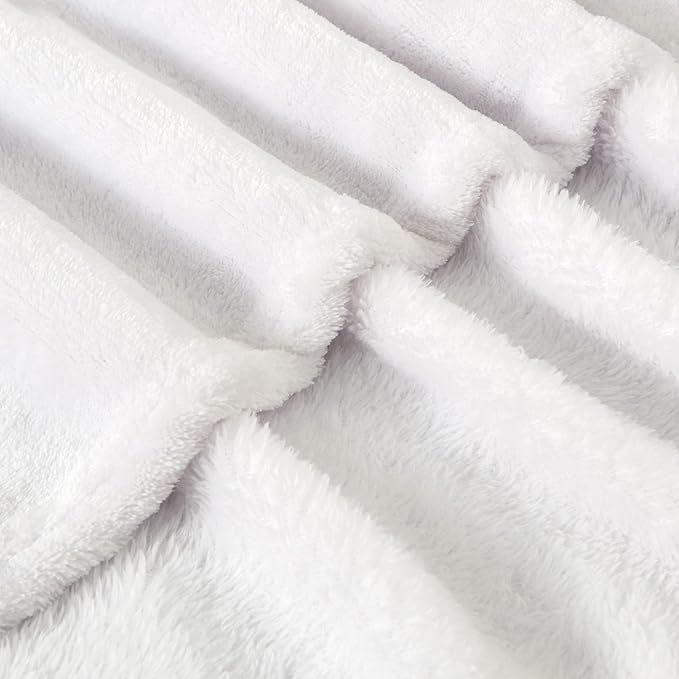 BEDELITE Fleece Blanket Twin Size White Throw Blanket for Couch & Bed, Luxury Plush Cozy Fuzzy Blanket 60x80 inches, Super Soft Warm Lightweight Throw Blanket for Travel Camping