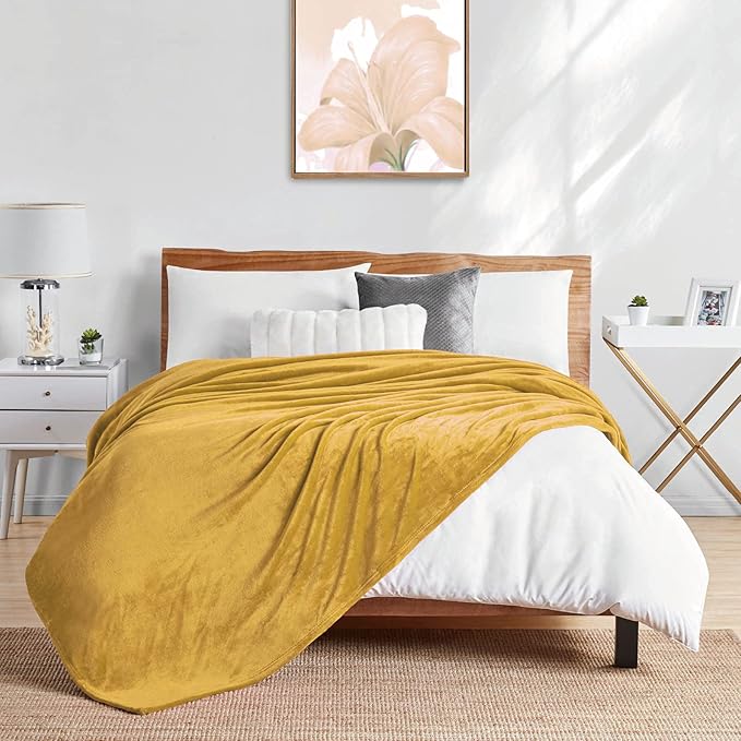Walensee Fleece Blanket Plush Throw Fuzzy Lightweight (Twin Size 60x80 Honey Gold) Super Soft Microfiber Flannel Blankets for Couch, Bed, Sofa Ultra Luxurious Warm and Cozy for All Seasons