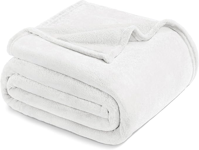 Exclusivo Mezcla Fleece Blanket Twin Size for Bed, Super Soft and Warm, All Season Use, Cozy, Plush, Lightweight, 90x66 Inches, Pure White
