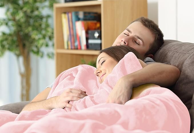 Utopia Bedding Fleece Blanket Twin Size Pink 300GSM Luxury Anti-Static Fuzzy Soft Microfiber Dorm Bed Blanket for Girls (60x80 Inch)