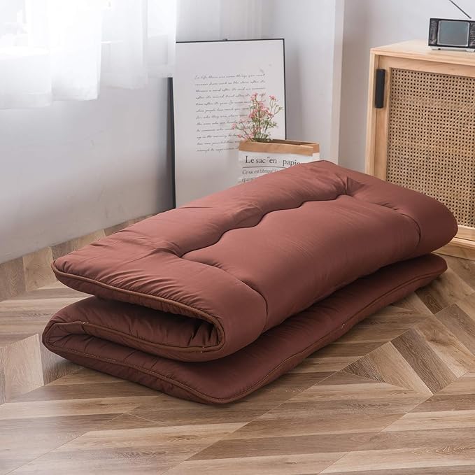 MAXYOYO Japanese Floor Mattress Futon Mattress, Thicken Tatami Mat Sleeping Pad Foldable Roll Up Mattress Boys Girls Dormitory Mattress Pad Floor Lounger Bed Couches and Sofas, Coffee, Full