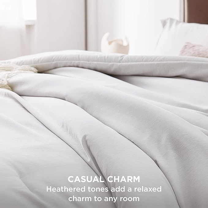 Bedsure King Size Comforter Set - Grayish White King Comforter Set, Soft Bedding for All Seasons, Cationic Dyed Bedding Set, 3 Pieces, 1 Comforter (104"x90") and 2 Pillow Shams (20"x36"+2")