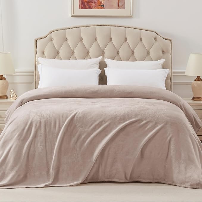 Exclusivo Mezcla Fleece Blanket King Size for Bed, Super Soft and Warm, All Season Use, Cozy, Plush, Lightweight, 120x120 Inches, Light Grey