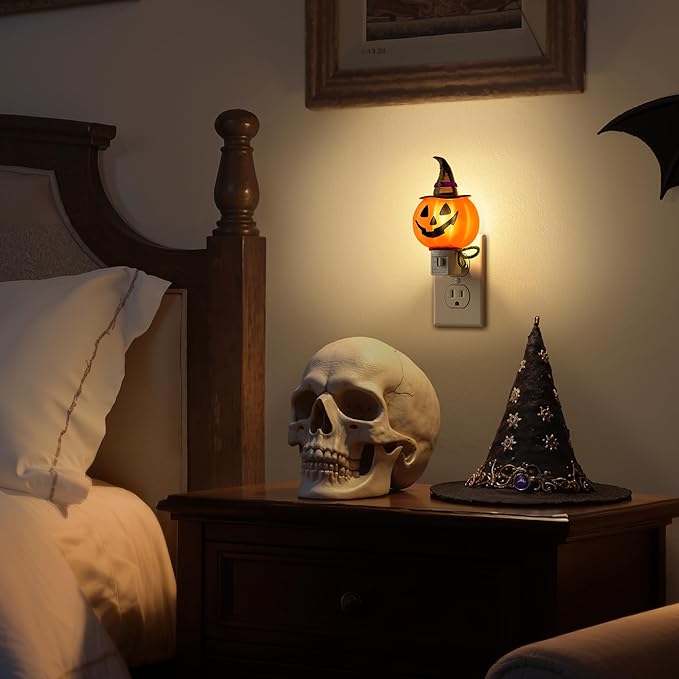 DORESshop Pumpkin Night Light, 3000K Night Lights Plug into Wall,Cute & Funny Halloween Decor Night Light for Kids,Plug in Nightlight with 360° Rotatable, Halloween Party Pumpkin Decor,2 Pack