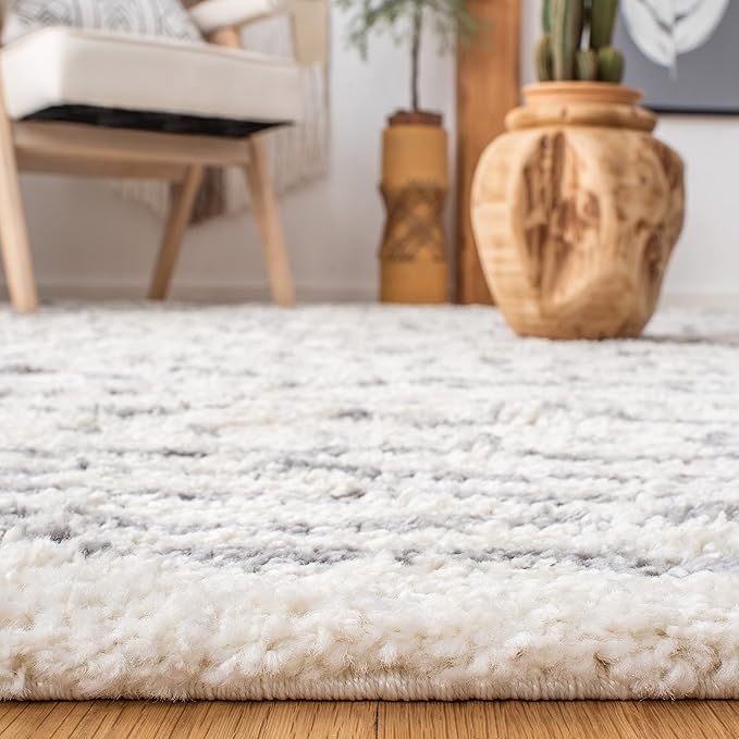 SAFAVIEH Arizona Shag Collection Area Rug - 6'7" Square, Ivory & Grey, Moroccan Design, Non-Shedding & Easy Care, 1.6-inch Thick Ideal for High Traffic Areas in Living Room, Bedroom (ASG741F)