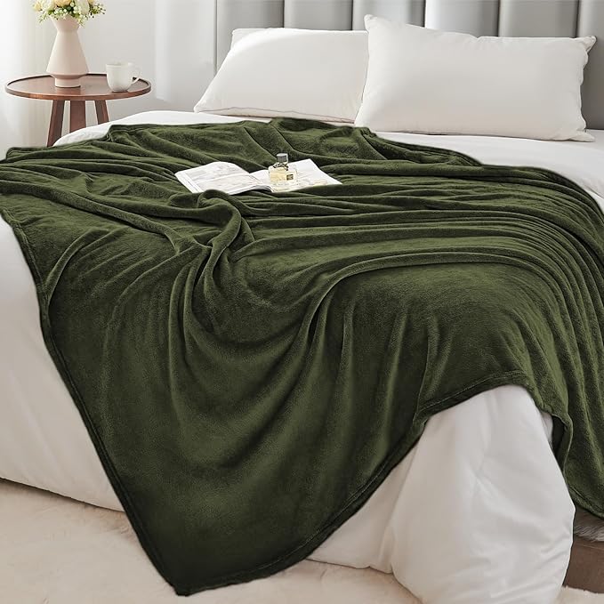 BEDELITE Fleece Blanket Olive Green Throw Blankets for Couch & Bed, Luxury Plush Cozy Fuzzy Blanket 50x60 inches, Super Soft Warm Lightweight Throw Blanket for Travel Camping