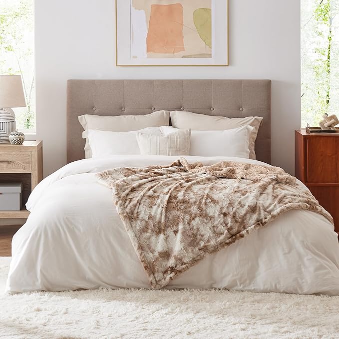 Bedsure GentleSoft Sherpa Fluffy Throw Blanket - Fleece Warm and Cozy Throw for Women Gift, Plush & Fuzzy Faux Fur Blanket for Couch, Sofa and Bed Decor, Tie Dye Design, Beige, 50x60 Inches