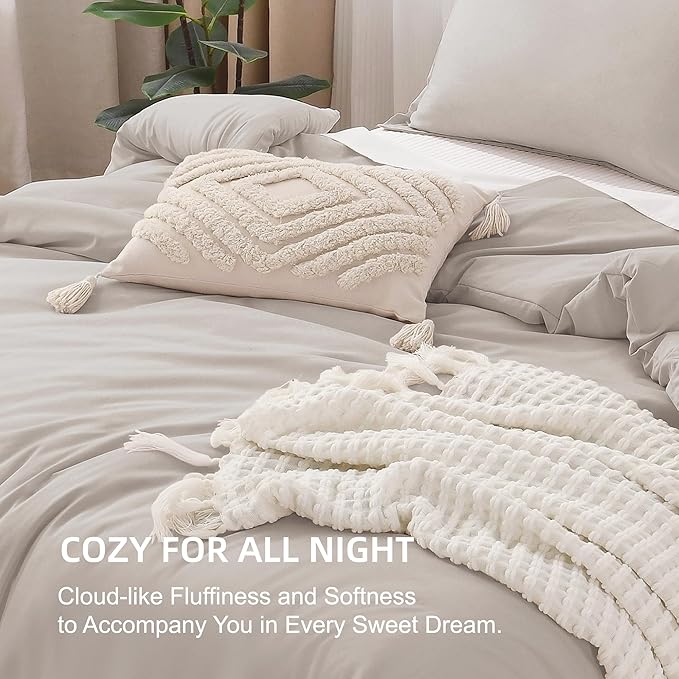 Litanika Oversized King Comforter 120x98, 3 Pieces Linen Lightweight Solid Bedding Comforter Set, All Season Fluffy Bed Set (1 Comforter & 2 Pillowcases)