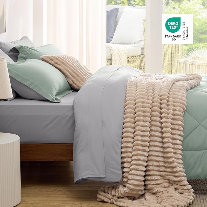 Bedsure King Size Comforter Set - 7 Pieces Reversible Sage Green Bedding, King Size Bed Set for All Seasons, Bed in a Bag with Down Alternative Comforter, Sheets, Pillowcases & Shams