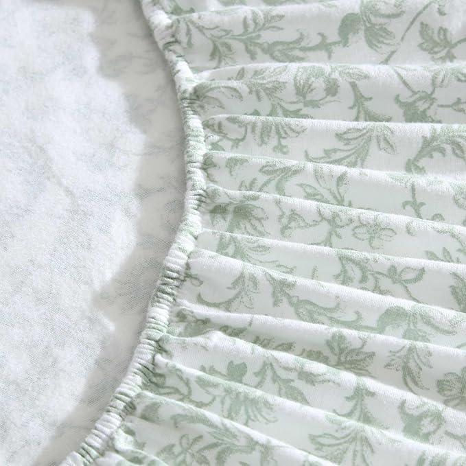 Laura Ashley - Flannel Sheets Queen Size, Anti-Pilling & Wrinkle Resistant Cotton, Touchably Soft for All-Season Comfort - Bed Sheets with Matching Pillowcases & Fitted Sheet (Brinna Green)