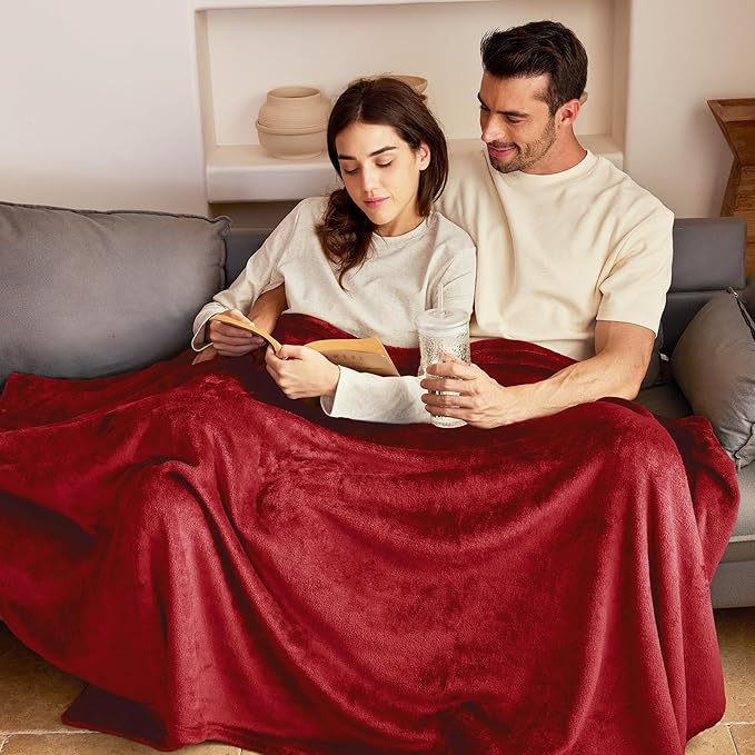 Exclusivo Mezcla Fleece Blanket King Size for Bed, Super Soft and Warm, All Season Use, Cozy, Plush, Lightweight, 90x104 Inches, Deep Red