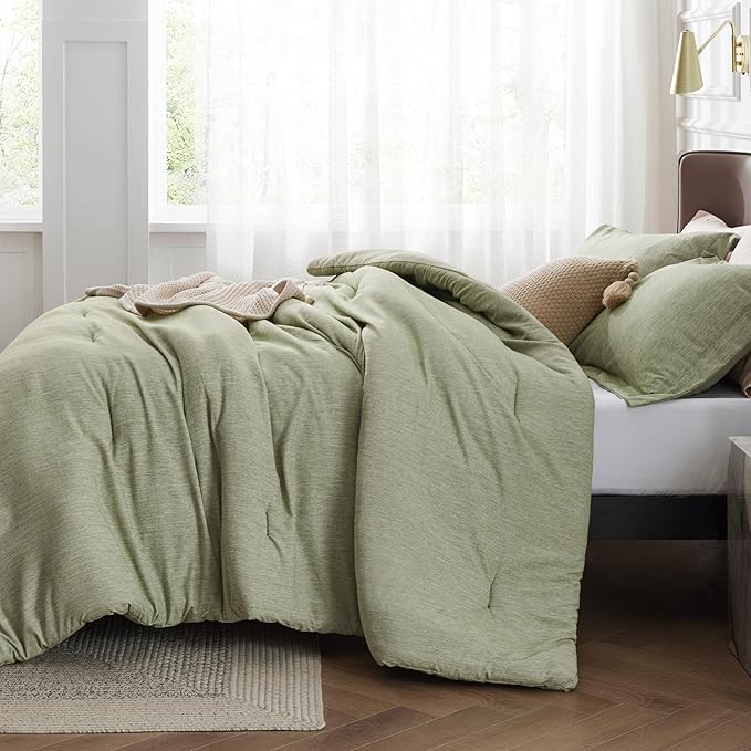 Bedsure Queen Comforter Set - Olive Green Soft Bedding for All Seasons, Cationic Dyed Bed Set, 3 Pieces, 1 Queen Size Comforter (90"x90") and 2 Pillow Shams (20"x26"+2")