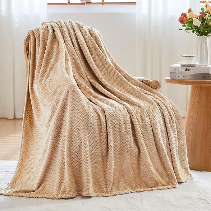 NEWCOSPLAY Super Soft King Blanket Brown Premium Silky Flannel Fleece Leaves Pattern Lightweight Bed Blanket All Season Use (Brown, King(90"x110"))