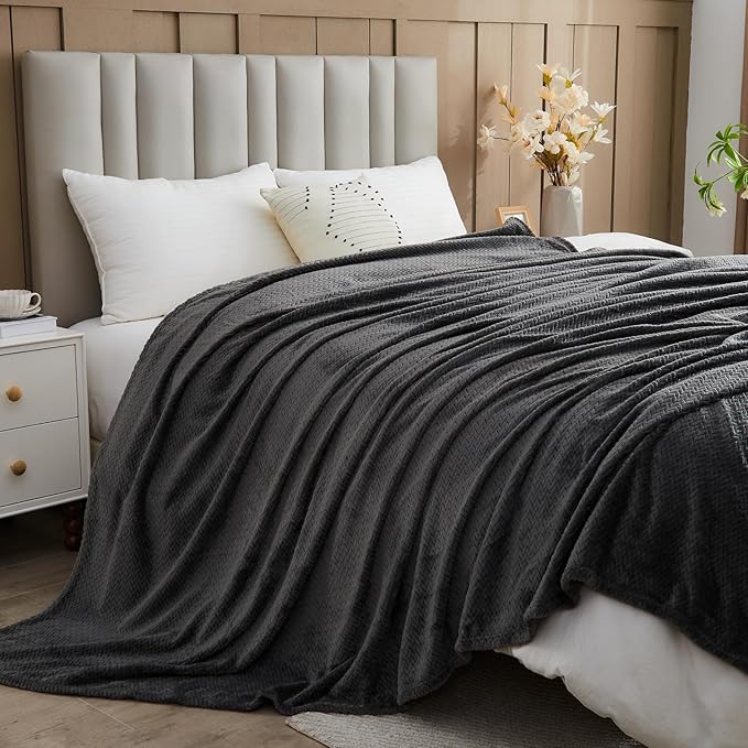 NEWCOSPLAY Super Soft King Blanket Dark Grey Premium Silky Flannel Fleece Leaves Pattern Lightweight Bed Blanket All Season Use (Dark Grey, King(90"x110"))