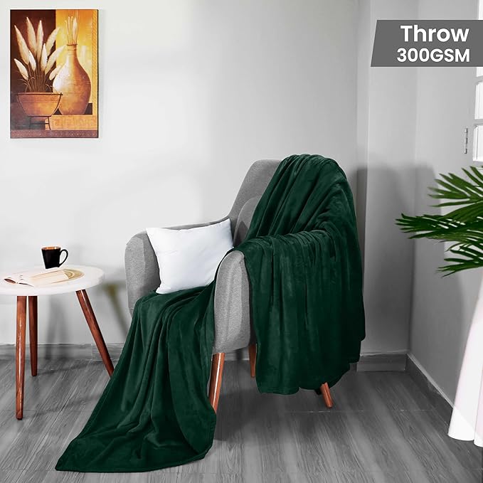 Utopia Bedding Fleece Blanket Throw Size Forest Green 300GSM Luxury Anti-Static Fuzzy Soft Microfiber Blanket for Couch, Sofa and Bed (60x50 Inch)