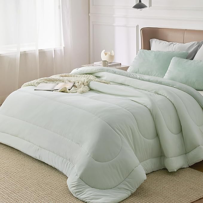 Bedsure California King Comforter Set - Cooling and Warm Bed Set, Sage Green Reversible Bedding for All Season, 3 Pieces, 1 California King Size Comforter (104"x96") and 2 Pillow Cases (20"x36")
