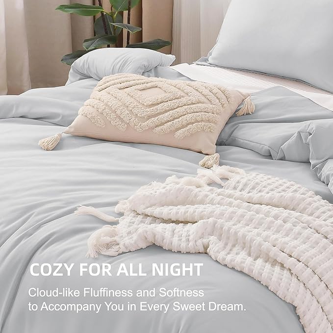 Litanika Light Grey Comforter Full Size, 3 Pieces Lightweight Solid Bedding Comforter Set, All Season Fluffy Bed Set (79x90In Comforter & 2 Pillowcases)
