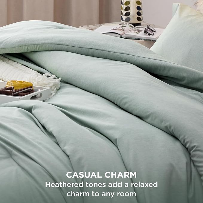 Bedsure Oversized Queen Comforter Set - Sage Green Soft Bedding for All Seasons, Cationic Dyed Bed Set, 3 Pieces, 1 Oversized Queen Size Comforter (98"x98") and 2 Pillow Shams (20"x26"+2")