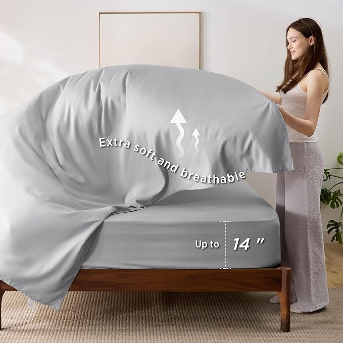 Bedsure King Size Comforter Set - 7 Pieces Reversible Infinity Blue Bedding, King Size Bed Set for All Seasons, Bed in a Bag with Down Alternative Comforter, Sheets, Pillowcases & Shams