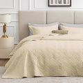 Love's cabin California King Size Quilt Bedding Set Camel Bedspread - Cal King Summer Lightweight Bedspread Comforter - Wave Pattern Coverlet for All Season - 3 Pieces (1 Quilt, 2 Pillow Shams)