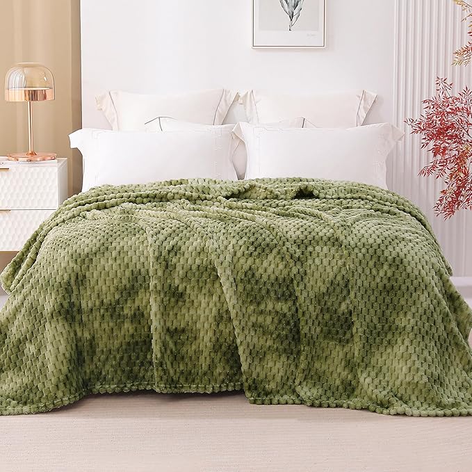 HOZY Twin Size Flannel Fleece Blanket, 66x90 Inches 3D Clouds Stylish Jacquard Velvet Plush Bed Blanket for Twin/Twin XL Extra Long Bed, Tie-dye Olive Green