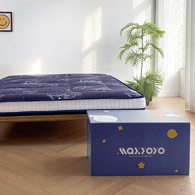 MAXYOYO Black Moon and Star Futon Mattress, Padded Japanese Floor Mattress Quilted Bed Mattress Topper, Extra Thick Folding Sleeping Pad Floor Lounger Guest Bed for Camping Couch, Queen