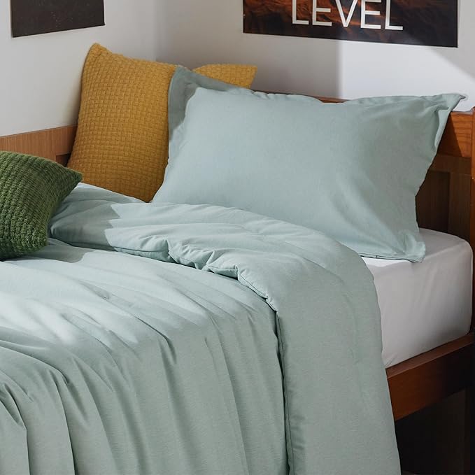 Bedsure Twin/Twin XL Comforter Set Dorm Bedding - Sage Green Twin Bedding Set for College, Soft Cationic Dyed Bed Set for All Seasons, 2 Pieces, 1 Comforter (68"x88") and 1 Pillow Sham (20"x26"+2")