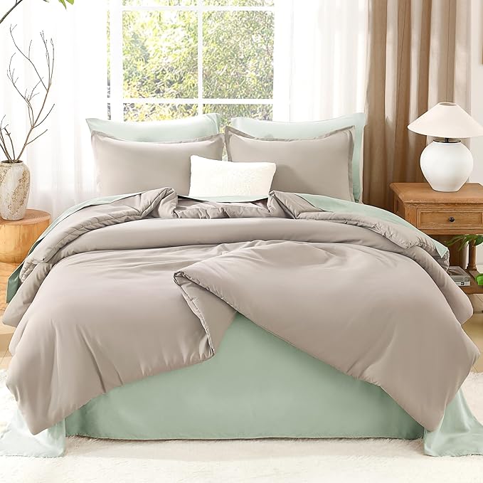 Litanika Oatmeal Comforter Queen Size, 3 Pieces Lightweight Solid Bedding Comforter Set, All Season Fluffy Bed Set (90x90In Comforter & 2 Pillowcases)