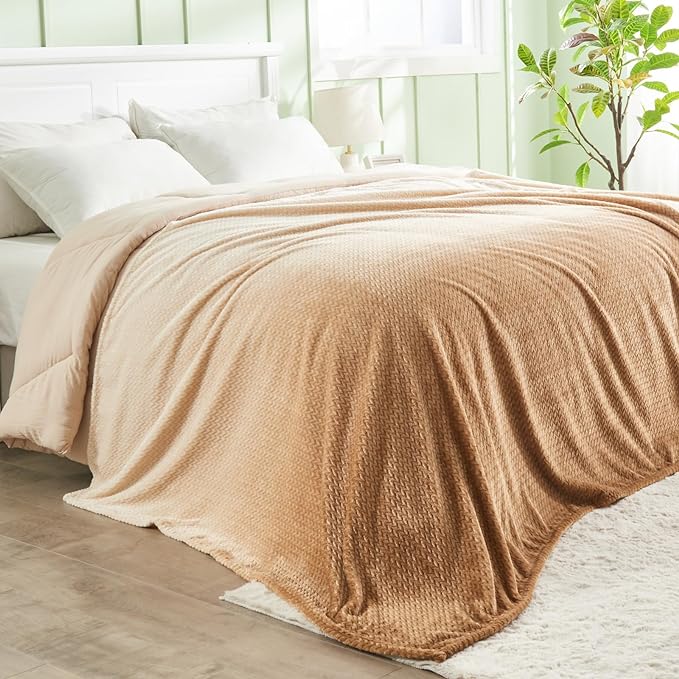 NEWCOSPLAY Super Soft Throw Blanket Ombre Brown Premium Silky Flannel Fleece Leaves Pattern Lightweight Bed Blanket All Season Use (Ombre Brown, Throw(50"x60"))