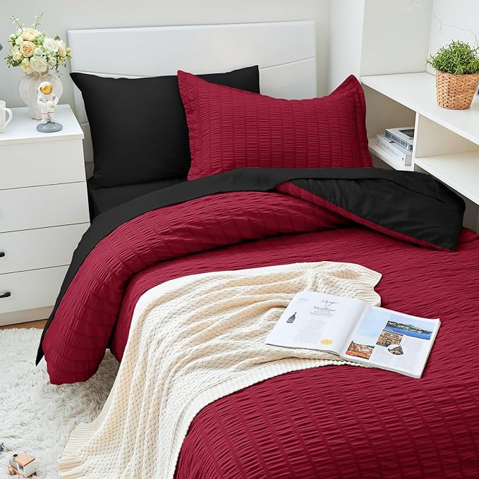 HYMOKEGE Red & Black Twin XL Comforter Set Seersucker 5 Pieces, All Season Luxury Bed in a Bag for Bedroom, Bedding Set with Comforter, Sheets, Pillowcase & Sham