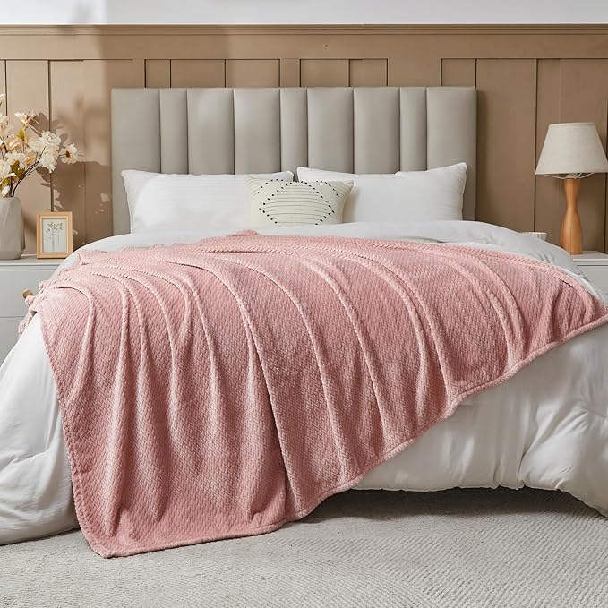 NEWCOSPLAY Super Soft Twin Blanket Dusty Pink Premium Silky Flannel Fleece Leaves Pattern Lightweight Bed Blanket All Season Use (Dusty Pink, Twin(60"x80"))