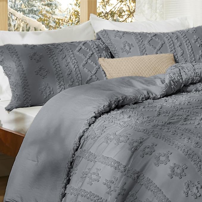 Bedsure Tufted Boho Comforter Set King Size - Grey Boho Bed Set, GentleSoft™ 3 Pieces Farmhouse Shabby Chic Embroidery Bedding, Gifts for Woman, Soft Jacquard King Comforter for All Seasons