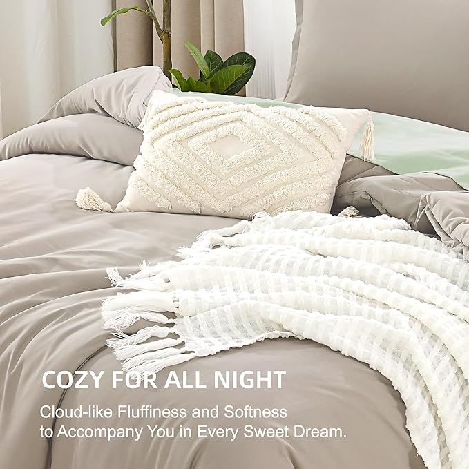 Litanika Oversized King Comforters Oatmeal Super King Plus Size, 3 Pieces Lightweight Solid Bedding Comforter Set, All Season Fluffy Bed Set (128x120In Comforter & 2 Pillowcases)
