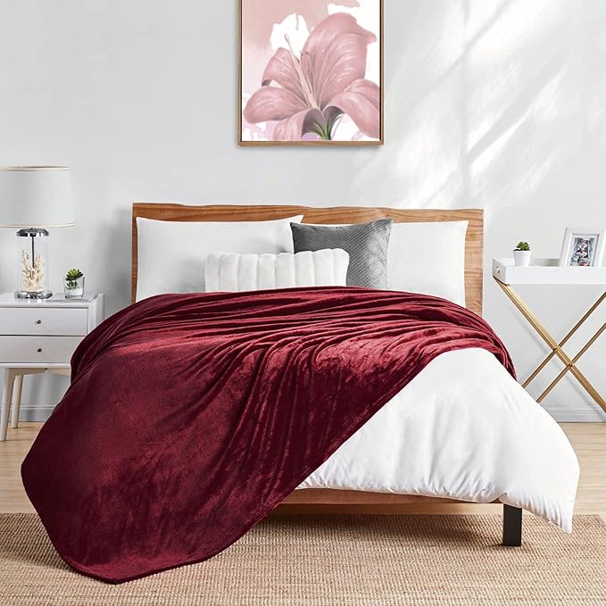 Walensee Fleece Blanket Plush Throw Fuzzy Lightweight (Twin Size 60x80 Burgundy Red) Super Soft Microfiber Flannel Blankets for Couch, Bed, Sofa Ultra Luxurious Warm and Cozy for All Seasons