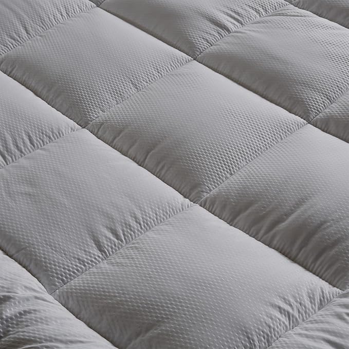 Great Bay Home Full Mattress Topper. Thick, Elastic Corner Mattress Protector and Cover. Ultra-Soft Pillowtop Mattress Pad. Fits Mattresses Up to 18" (Full, Light Grey)
