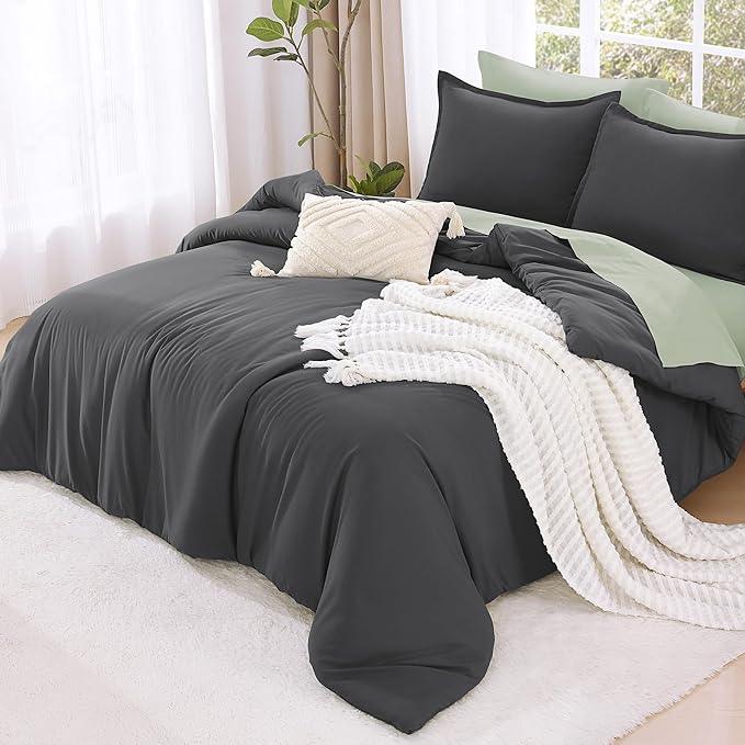 Litanika Grey Comforter Set Twin/Twin XL Size, 2 Pieces Lightweight Plain Bedding Comforter Set, All Season Fluffy Bed Set (66x90In Comforter & 1 Pillowcase)
