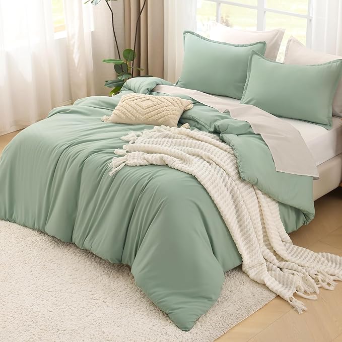Litanika King Size Comforter Set Sage Green, 3 Pieces Lightweight Solid Comforter King Size, All Season Fluffy Down Alternative Comforter Bed Set Quilt Blanket