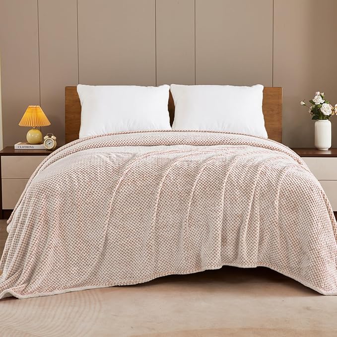 Exclusivo Mezcla Fleece Bed Blanket Queen Size, Super Soft and Warm Blankets for Couch, Sofa and Bed Waffle Textured, Cozy, Fuzzy and Lightweight (Mixed Camel, 90x90 Inches)