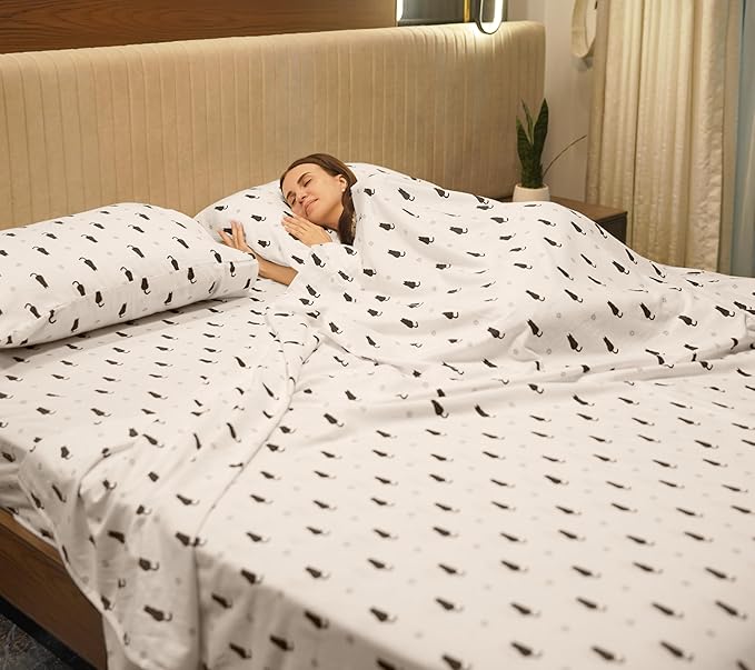 RUVANTI Flannel Sheets Twin XL Size - 100% Cotton Double Brushed Twin XL Sheet Sets, Deep Pockets 16 Inches, All Seasons Breathable & Extra Soft Bed Sheets, Warm & Cozy, 3 Piece, Black Cat