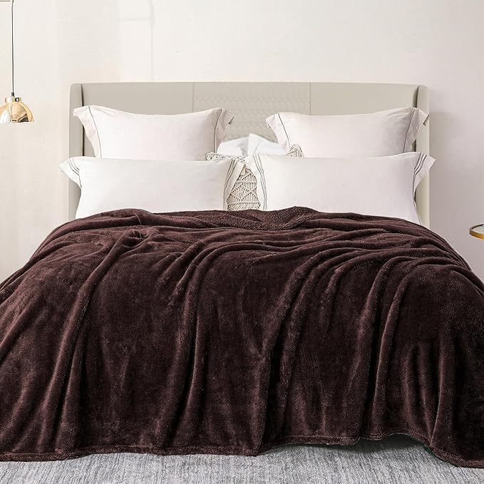 Exclusivo Mezcla Plush Fuzzy Fleece Bed Blanket Queen Size, Super Soft, Fluffy and Warm Blankets，Suitable for All Seasons (Coffee, 90x90 Inches)