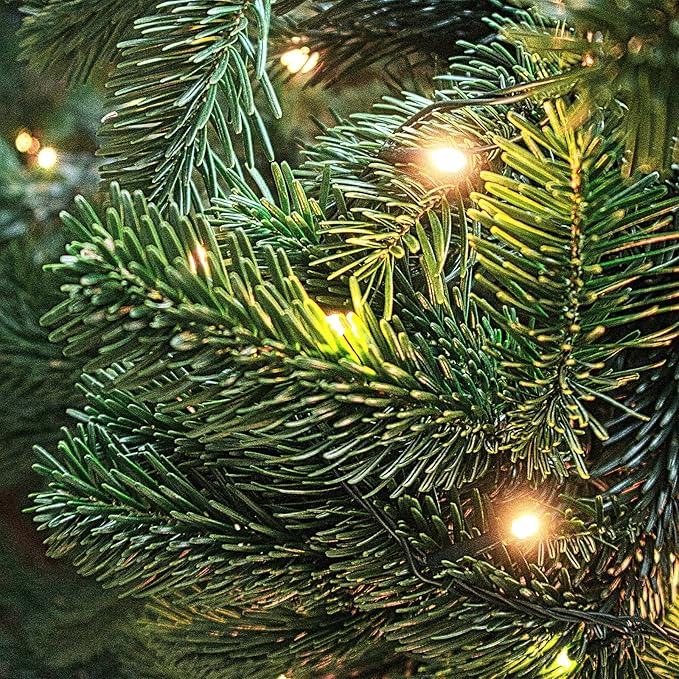 Hananona 100 Pcs Artificial Pine Branches Green Plants Pine Needles DIY Accessories for Garland Wreath Christmas and Home Garden Decor (100, Green)