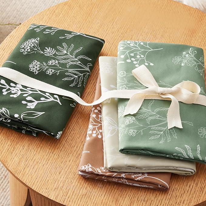Bedsure King Comforter Set - Green Bed Set, 3 Pieces Cute Floral Bedding, 1 Soft Reversible Botanical Flowers Comforter and 2 Pillow Shams